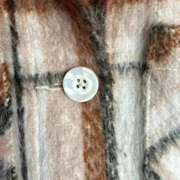 Hollister Plaid  jacket size small (oversized) - Picture 4 of 5